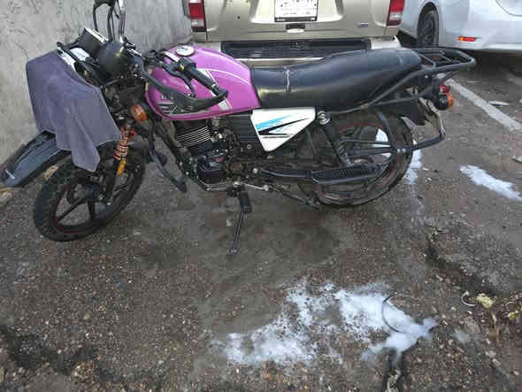 سلام عليكم 
دراجة دايون موديل 2024 شهر 7 محرك 200 ماشية 24 الف تبديل دهن كل اسبوع بانزين محسن اديرلها مكينة فول نضافة برغي واحد بالمكينة ما فاتح تجي وتشوف وتاخذها مصلح وتسال برغي واحد بالمكينة ما بدلها مكينة بلادية ونضيفة كلش مسوية حادث واحد دبلات كايمة ستيرن اعوج تانكي مضروب دشبول مضروب غير ذني كلشي مابيها اي استفتار عن الدراجة اكثر وعن السعر تواصل عل هاذ الرقم *********** رصيد+ واتساب متوفر
