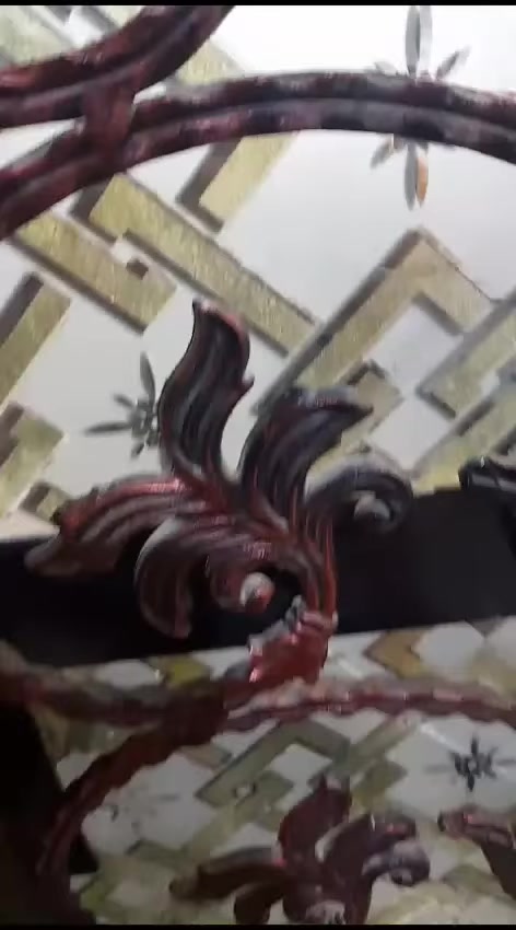 السلام عليكم يتوفر بيت للبيع مساحه 200متر طابو زراعي عراقي يتكون البيت من غرفتين صاله مطبخ ذوانيه صحيات داخليه وخارجيه مع درج خارجي سعر 90مليون وبي مجال العنوان ابو الخصيب مهجران قرب مدرسه الشمس كل الخدمات متوفره ***********
