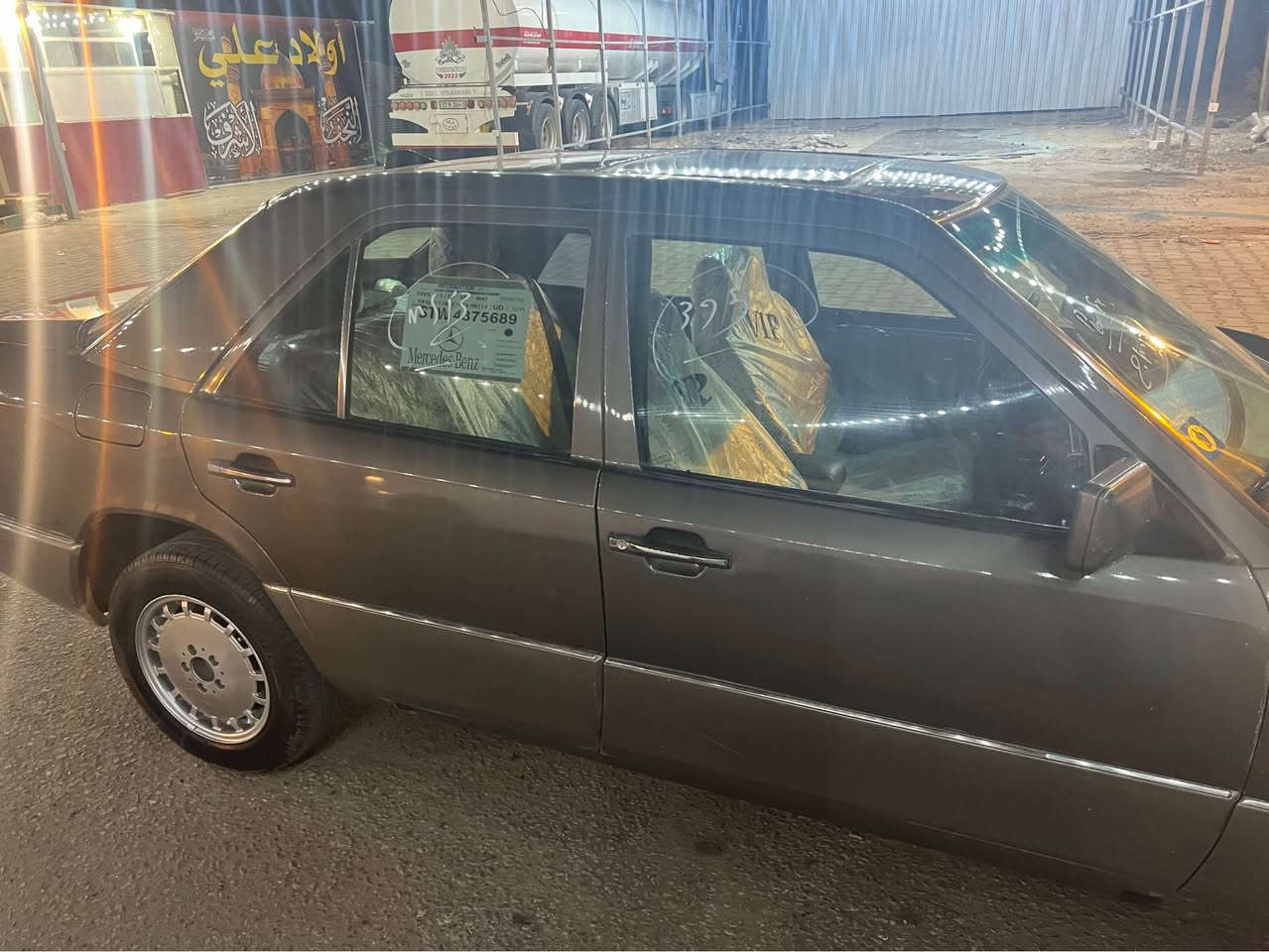 مارسيدس دب موديل 1989
رقم الالماني بغداد 
المواصفات:
كير جديد 
مكينة بطة جديدة 
لايتات جديد 
تخم تايرات 
السعر 43 
للتواصل عبر الهاتف او واستاب 
*********** النجف, العراق
