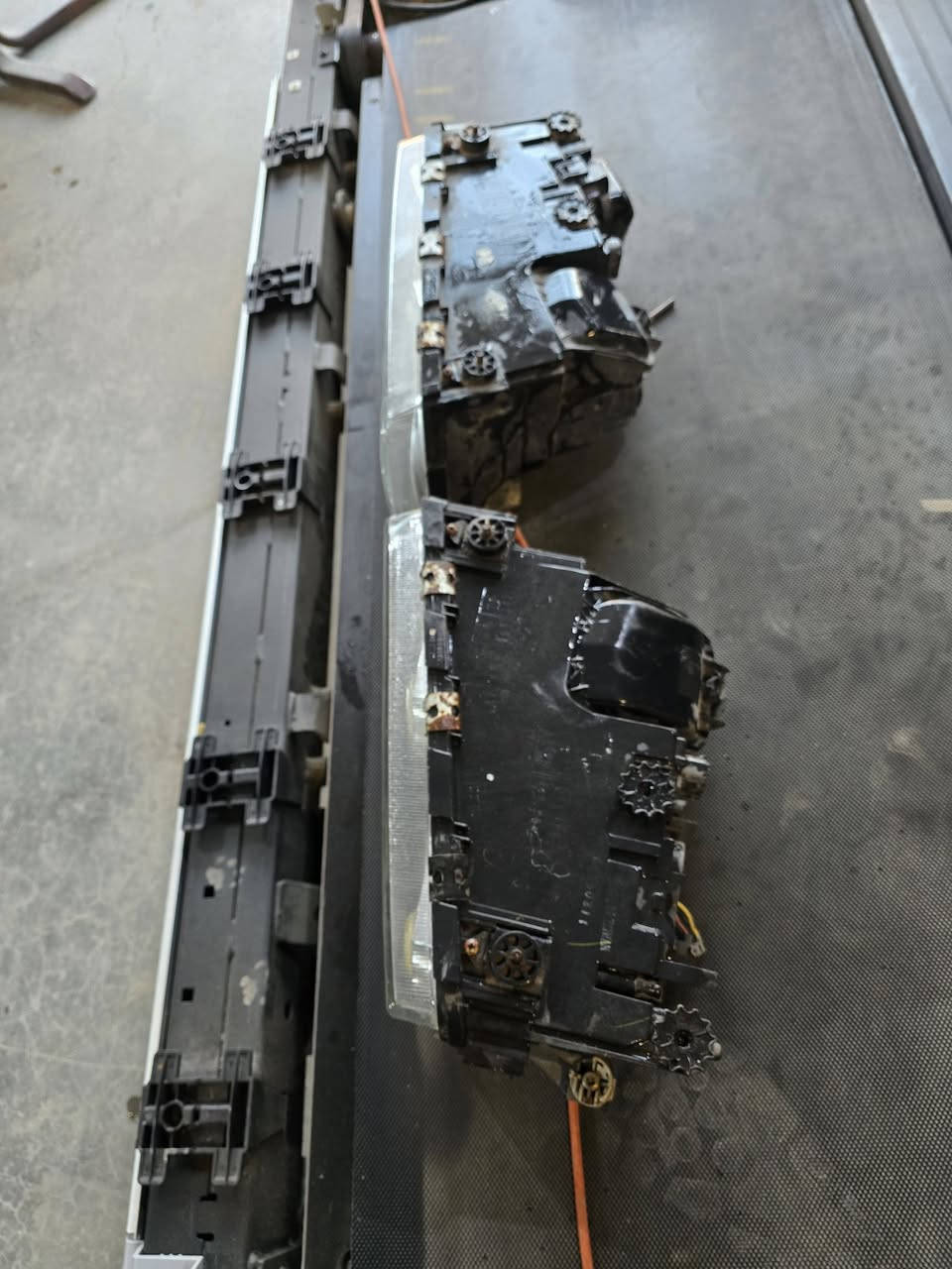 لايتات BMW كاسحة نضاف جدا مال حاوية السعر ١٥٠ الف العنوان النجف


**إذا كنت صاحب هذا الإعلان وتريد حذفه لأي سبب، رجاءا أرسل رسالة إلى الدعم الفني**