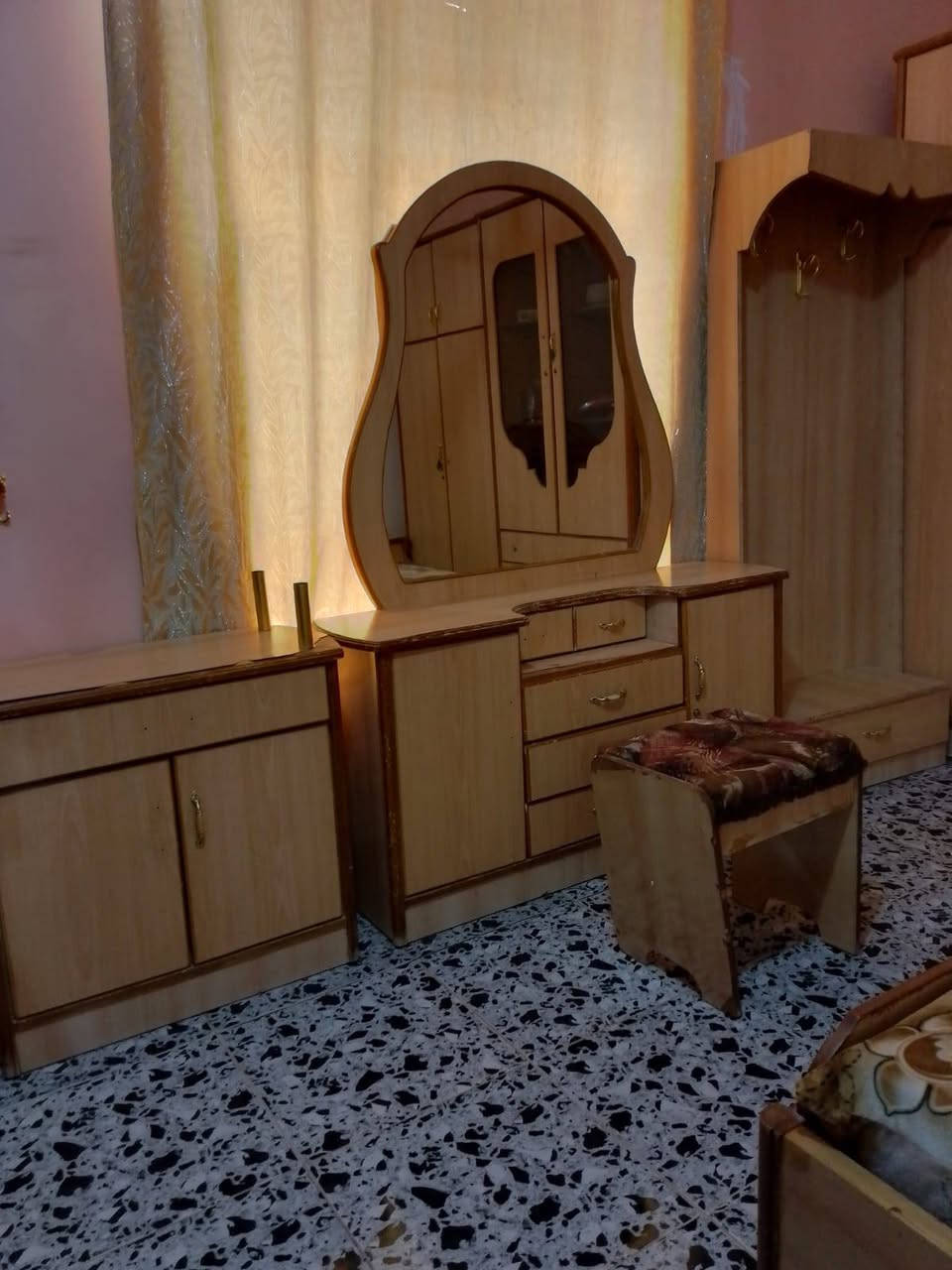 السلام عليكم  قرفه للبيع حطاطه نضيفه مكفوله  كامل مواصفات  بعده نضافته فول  للستفسار  خاص


**إذا كنت صاحب هذا الإعلان وتريد حذفه لأي سبب، رجاءا أرسل رسالة إلى الدعم الفني**