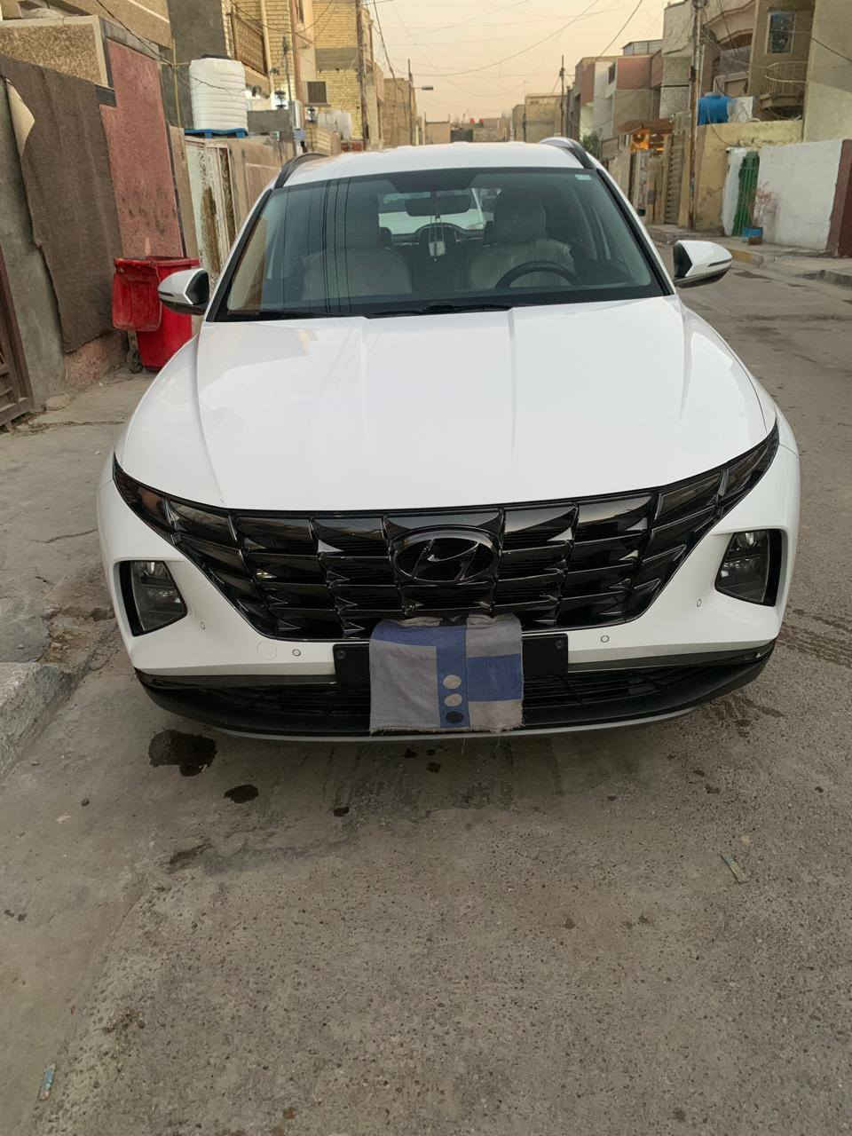 السلام عليكم توسان موديل 23خليجي ضمان شركة الاولئ ماشيه 48كشنات جلد ابيض بصمه تشغيل عن بعد3وضعيات قيادة السعر 210بغداد  ***********
