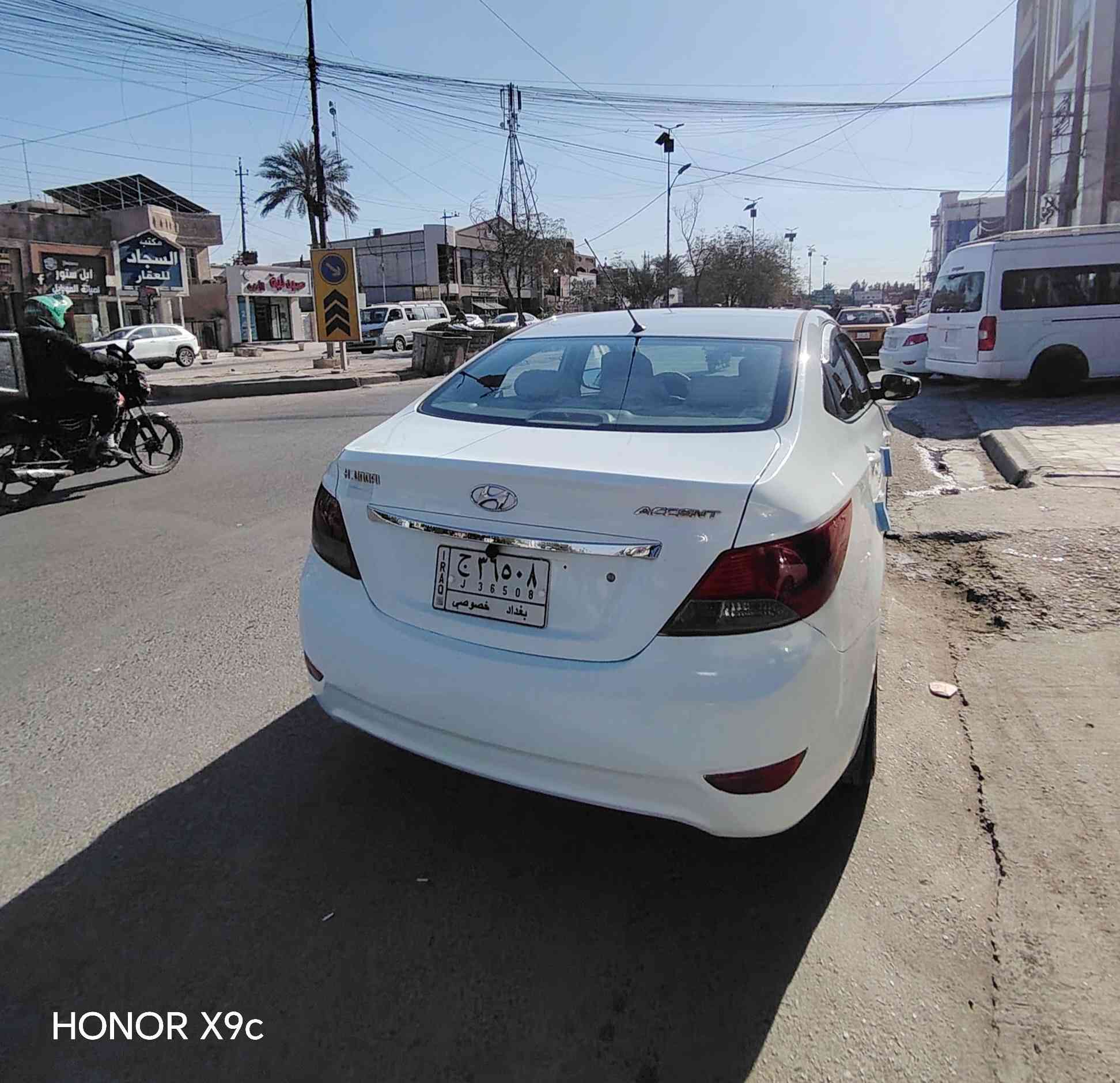 السلام عليكم
هيونداي اكسنت 2012
ماشية 189 الف
مكينة 1600 دوش قطرتين
السيارة مكفولة من الضربة
والمكينة والگير والتبريد
الصدر جديد
الصبغ أثر شخوط
السعر 85 وبيها مجال قليل
العنوان الشعب قرب فلكة صباح الخياط
***********
