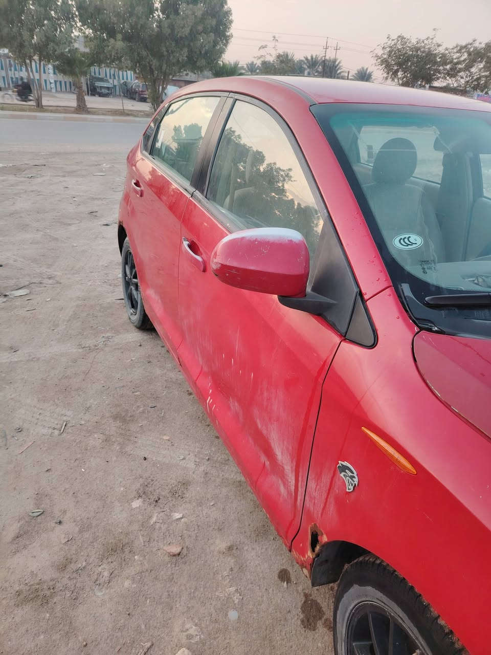 السلا عليكم ..
من رخصة الادمن..
للبيع سيارة شيري فلاوين ٢٠١٣ رقم كربلاء سنوية ساقطة. المحرك بيه صوت والكشر على شوف العين بلادية السعر ٢٥ وبيه مجال 
للاستفسار ***********
