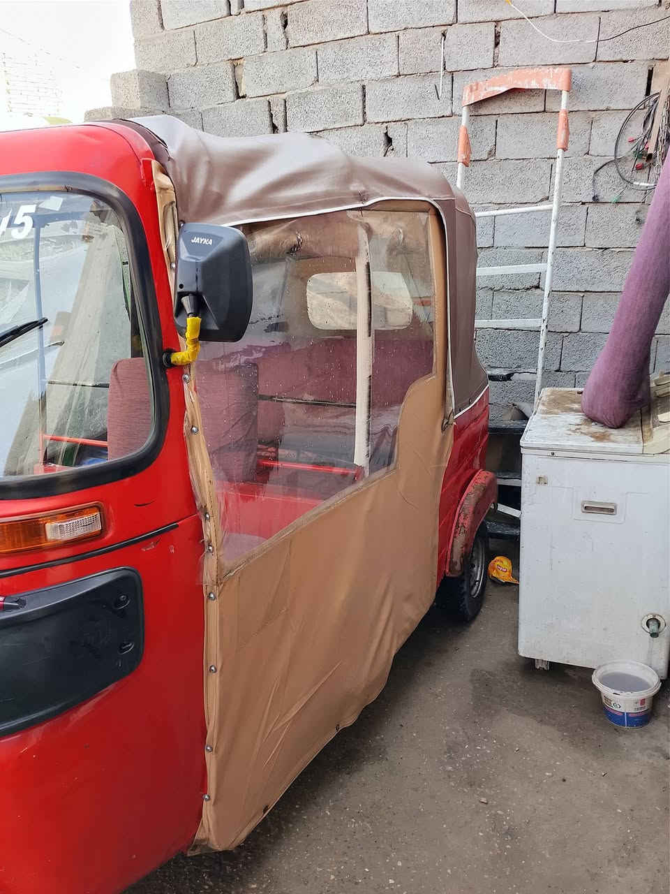 السلام عليكم تكتك موديل 17باجاج رقم وسنويه نكليزي تحويل ثاني يوم مكينه 20خير من الله لا تبخير ولا تنقيص السعر 4900بي مجال قليل المكان بغداد الماعامل  تكتك جاهزه الشارع رقم الهاتف***********
