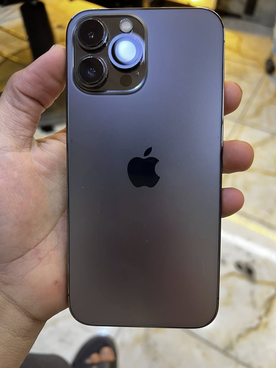 ايفون 13pro max بطاريه 85‎%‎ سعره 675الف.        للتواصل ***********
