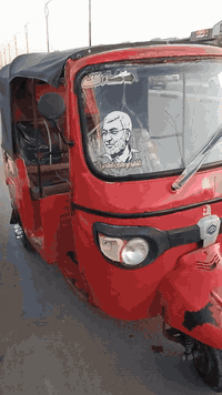 السلام عليكم للبيع تيك توك موديل 19 شهر الواحد خير من الله مقفوله كفاله عامه من كلء اوراق كامله اصليه السبعه سعر البيع مليون و 400 وكان بغداد الحبيبيه استفسار على هذا الرقم ***********
