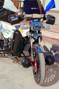 اخوان عندي هورنات بوش للبيع محور مكاني بغداد سعر 200 رقمي 07838151499