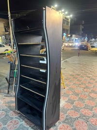 عارضة خشب للبيع السعر 50 الف مكانها حس الاعلام شارع المستوصف  07733720...