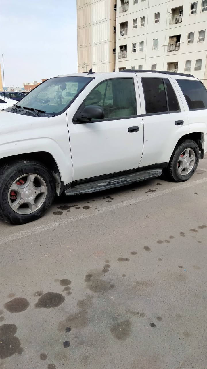 بلازير مزاد وزارة الداخلية ٢٠٠٨ تم
تبديل محرك كصة قبق ابيض وكير وصدر امامي وتبريد وتايرات ودعامية ولايت ودوسات مكاني بغداد بسماية السعر ٧٢ 
*********** المعاملة عليك وتم تخصيص رقم
