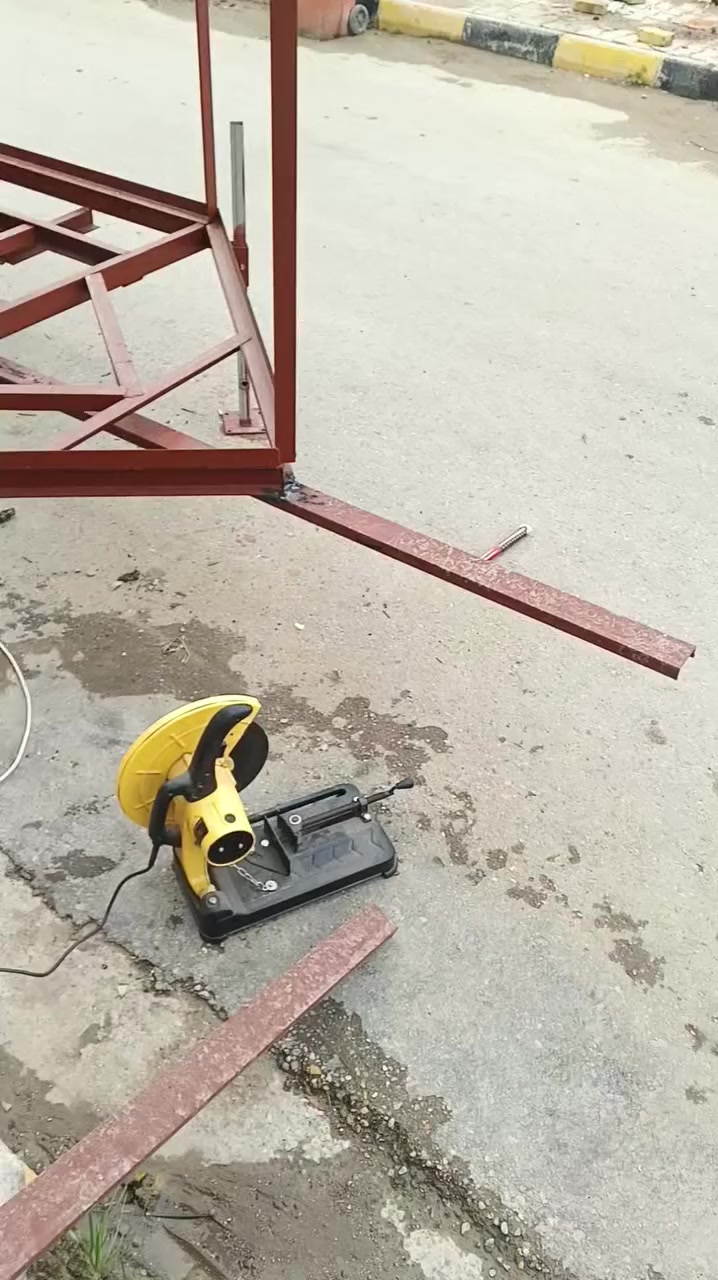 عربانة كرفان للبيع ***********
