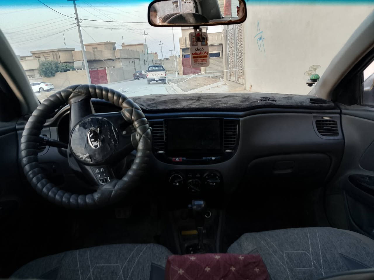 كية ريو للبيع
موديل 12 
سنويا لت 29 رقم انكليزي 
اتريد تحويل اتريد وكاله 
بيهه اضرار بصيطه تبريد فول ❄️
محرك شرط تاماتيك اصلي.
للستفسار اتصل.👇🏼

. *********** 👍🏼
