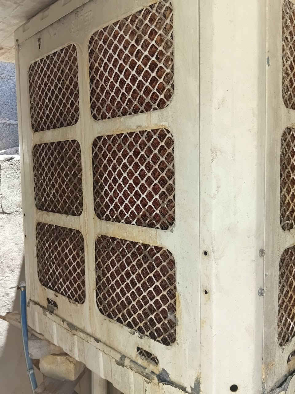 مبرده سوبر بور للبيع حجم 2.5 مستخدمه موسم واحد فقط نظيفه جداً( دبل واتر بم) معدنها ثكيل مو خفيفه
مبرده سوبر بور للبيع حجم 2.5 مستخدمه موسم واحد فقط نظيفه جداً( دبل واتر بم) معدنها ثكيل مو خفيفه
 السعر 150 الف بيها مجال بسيط جداً
العنوان شارع فلسطين قرب ساحه بيروت خلف مطعم الابتسام ثاني فرع ***********
