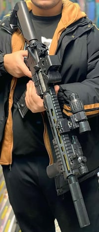 M4 ماركة F4 اصلية جديده غير مستعملة  نضام صلي مفرد + قفل امان  شاجور ي...