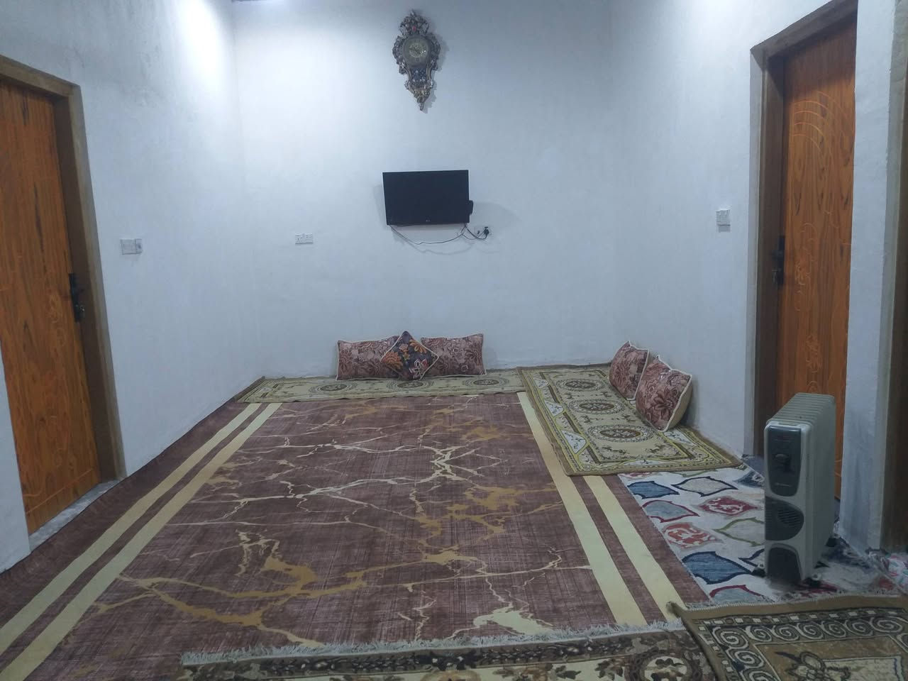 السلام عليكم
دار للبيع طابو زراعي بسم عراقي سند ٢٥ أصولي وكاله ونسخه من الطابو ومكاتبه
تفاصيل داخل الصور 
السعر ٦٩مليون وبي مجال 
***********
