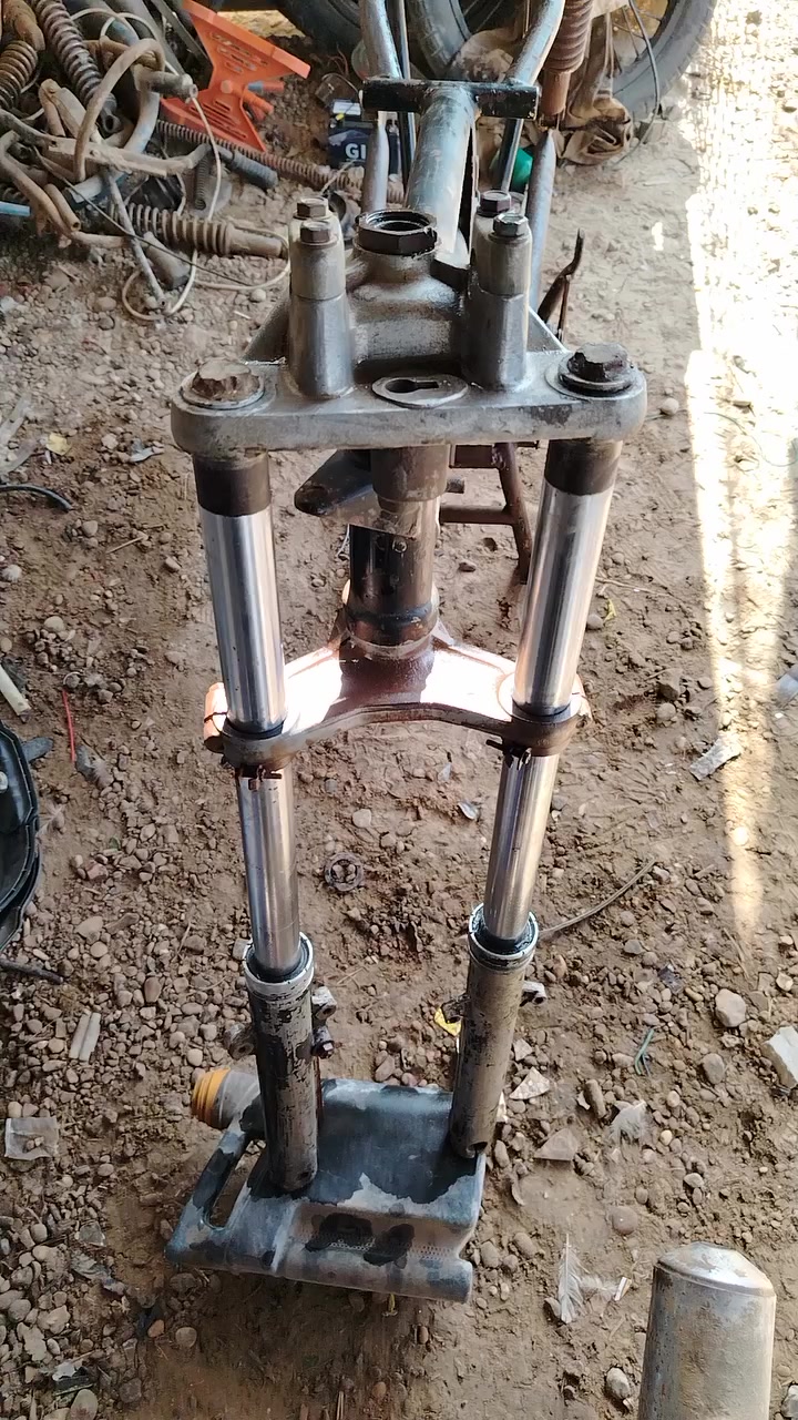 من رخصت المدير غراض للبيع موجود توصيل اتصل على *********** بي وتساب
