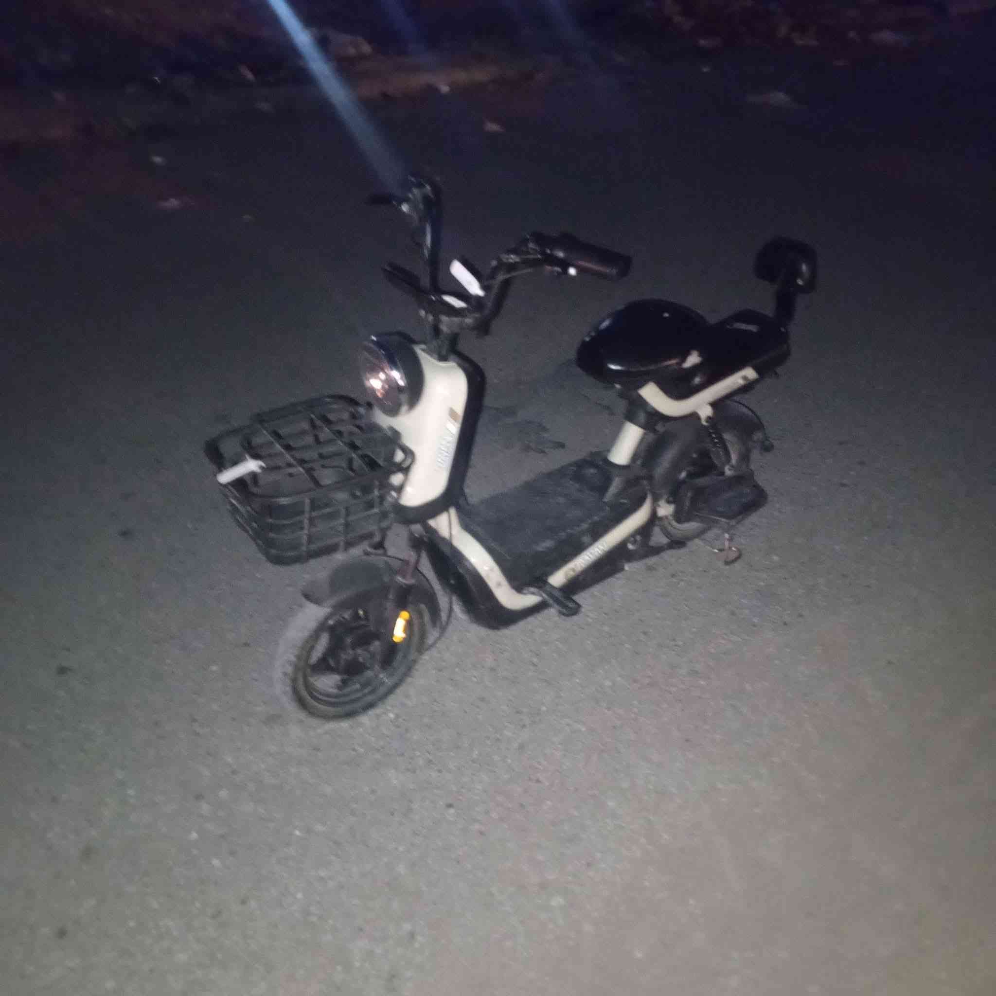 دراجه شحن شركة (الريان) مديل 2024 مفوله مراوس بدراجه R9 او بيع الاستفسار... خاص


**إذا كنت صاحب هذا الإعلان وتريد حذفه لأي سبب، رجاءا أرسل رسالة إلى الدعم الفني**