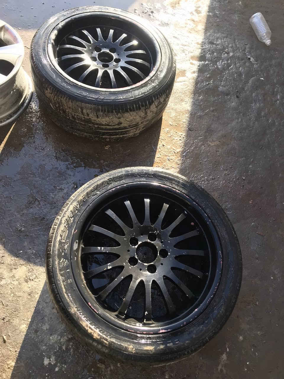 السلام عليكم
زوج ويالة سبيرات مارسدس او امريكي حجم 18 للبيع
التك 40 الف 
مكاني الشيخ عمر
***********
