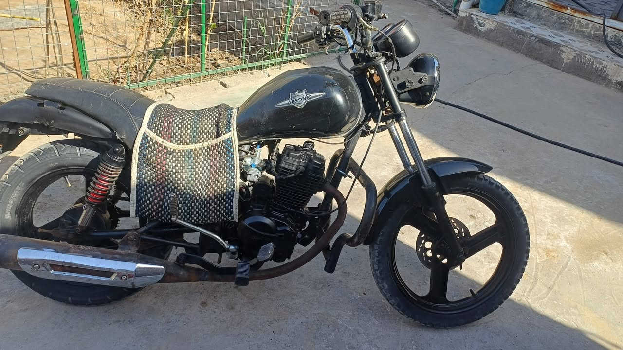 هويشه  مديل 15  كهربايات شغاله سلف هندر  دراجه شلعتهه حلوه  اوراق بسمي  وهاذ رقمي ***********   مكان الحولي 100
