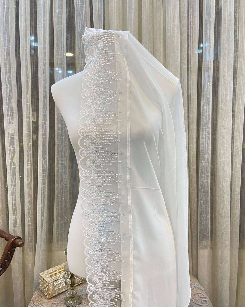 توفرت شالات خطوبه
تجي هديه مع الكوشات
يدللون الاعزاز

في مجمع عباس مندوب لتزيين سيارات الاعراس والكوشات والجوادر

العنوان
ذي قار
قضاء الفجر
شارع الشطري

***********
