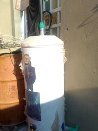 سخان للبيع استعمال قليل أربعة أشهر أخو الجديد على الفحص السعر 70 الاست...