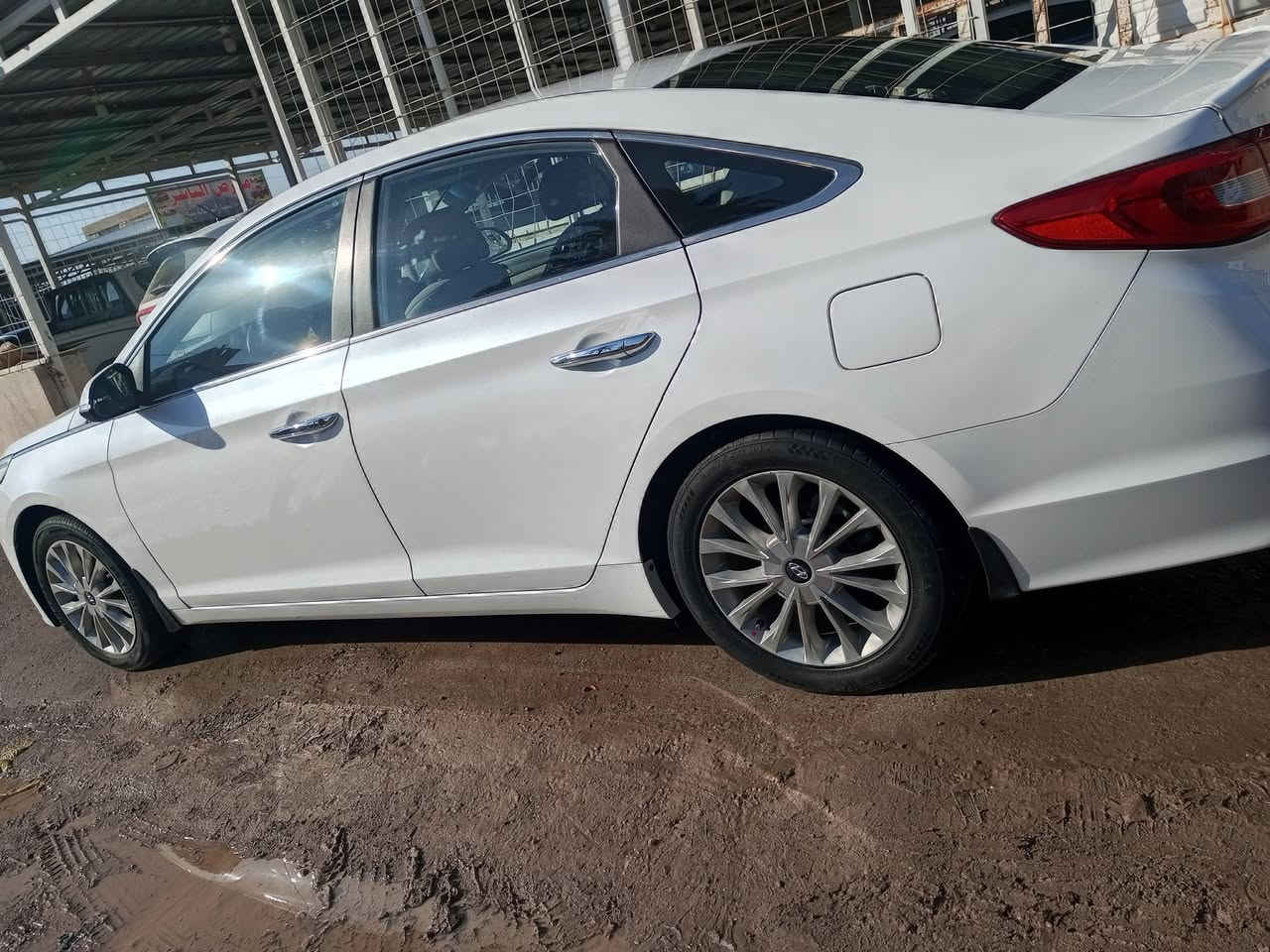 سوناتا موديل 2015خليجي مكفولة
رقم بغداد السعر 160$$مكاني المحمودية

رقم الهاتف ***********
