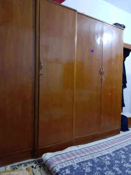 السلام عليكم غرفه خشب عراقيه اصلي وهذني الصور وشوفو رقم(***********)ابو امير
