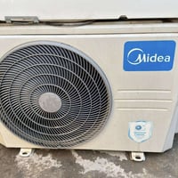 سبلت  midea واحد طن غاز 22   السعر 250 قفل   رقم الهاتف / 07767127654