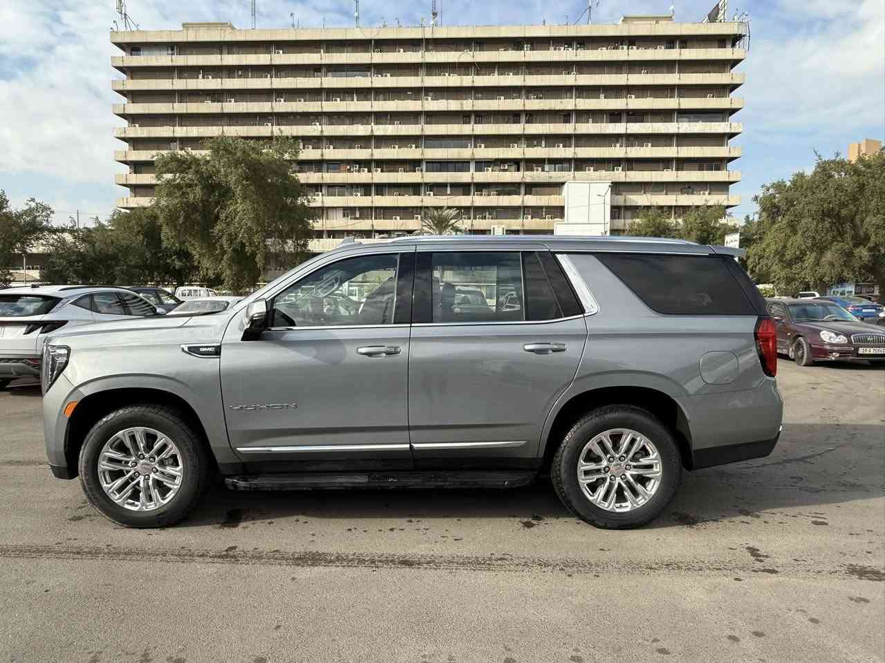 GMC يوكن 2023 SLT (V8 5.3) بيع مستعجل ماكو هيج سعر‼️
دخول جديد

حادث دعامية فقط – الشباك سليم

لون مميز

مرقم بغداد كامل دخول دبلوماسي

وارد أمريكي
محرك 8 سلندر 5.3
 • 3 قطع تبريد
 • تدفئة وتبريد المقاعد الأمامية
 • مقاعد كهربائية بالكامل
 • 5 بصمات أبواب (دخول ذكي كامل)
 • كراسي الصف الثاني والثالث كهرباء
 • باب خلفي كهربائي
 • باب خلفي بحساس قدم 🦶 بدون لمس
 • رادار أمامي
 • مانع الانزلاق
 • ABS
 • كاميرات 360°
 • حساسات 360° أمامي + خلفي
هزاز  مقعد 💺 السائق للتنبيه
 • مرايا جانبية كهربائية قابلة للطي مع حساس تعتيم ليلي
 • حساس مطر

💰 السعر: 490
📍 العنوان: بغداد 

📞 للاتصال: *********** 
وتساب فقط
