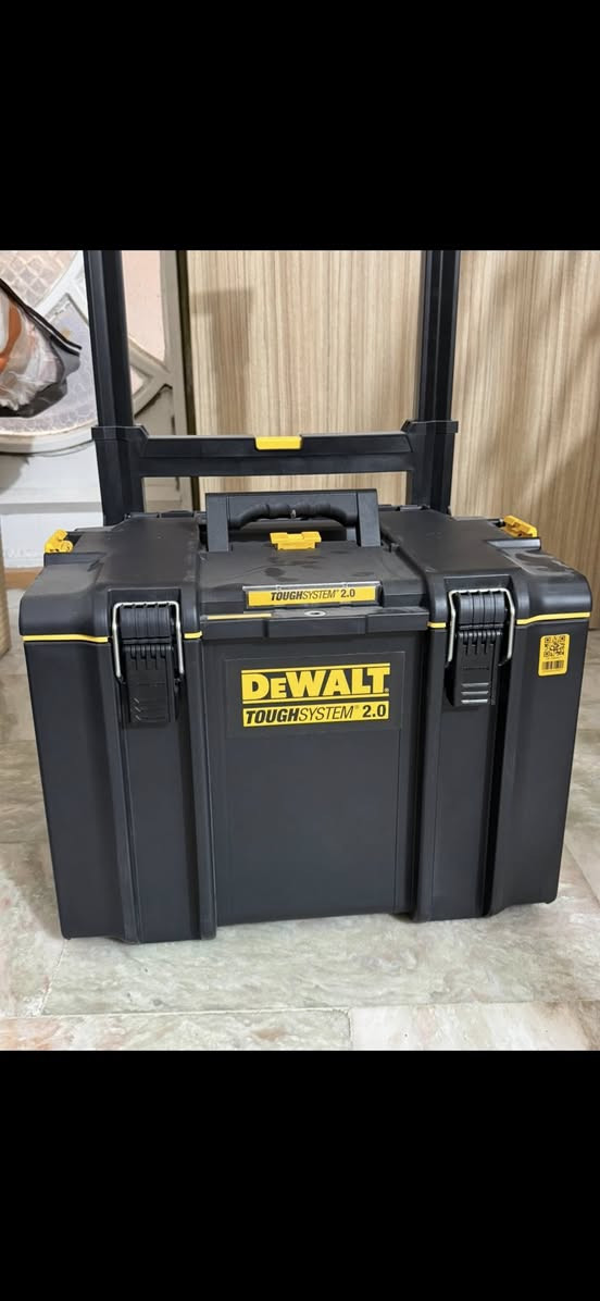 بوكس ديولت امريكي يعني اصلي 
قياساته 
طول ٥٥
عرض ٤٥
ارتفاع ٤٠ 

سعره ١٧٥ الف


**إذا كنت صاحب هذا الإعلان وتريد حذفه لأي سبب، رجاءا أرسل رسالة إلى الدعم الفني**