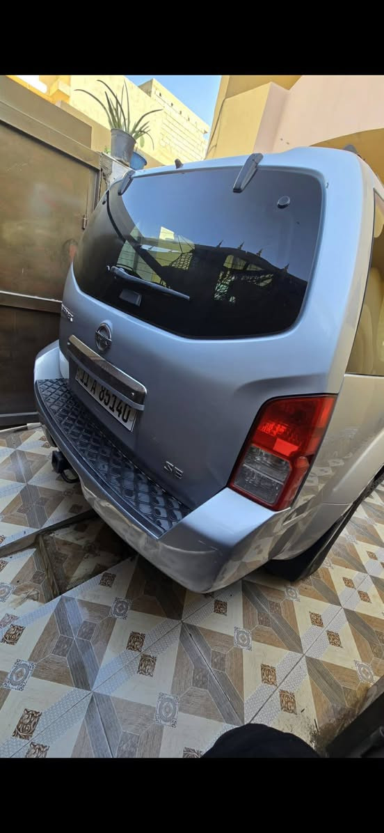 سلام عليكم..  سياره باتفندر موديل 2008 امريكي بيهه 3قطع صبق دشبول ارماده 3قطع تبريد جنطه كهربأ شفط السعر 95 مكاني بابل الحصوه الشراي يتصل ***********
