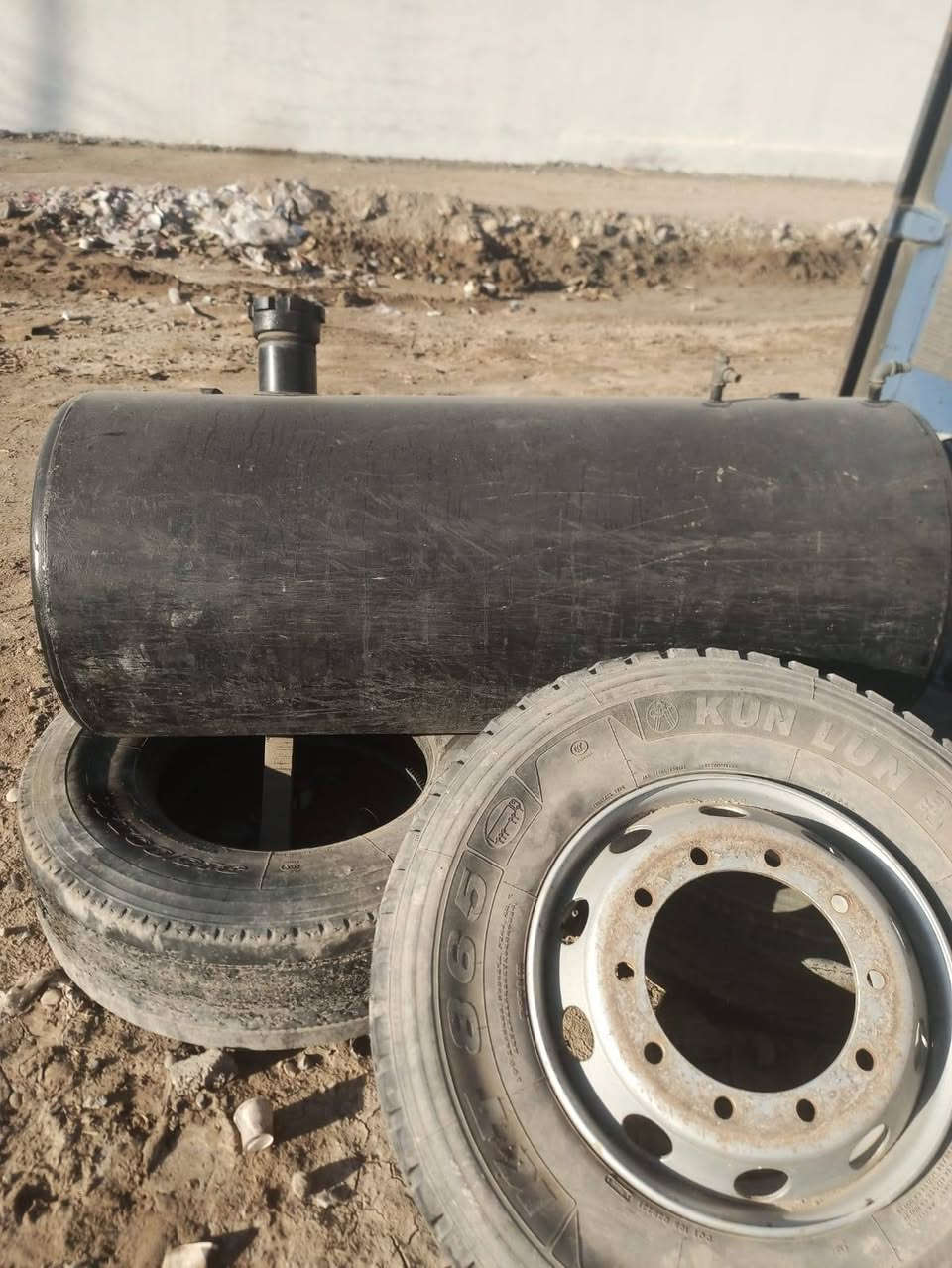 تانكي قجمه +البي السعر ٣ورقات وبي مجال للاستفسار الاتصال على الرقم ***********غير متواجد على الخاص
