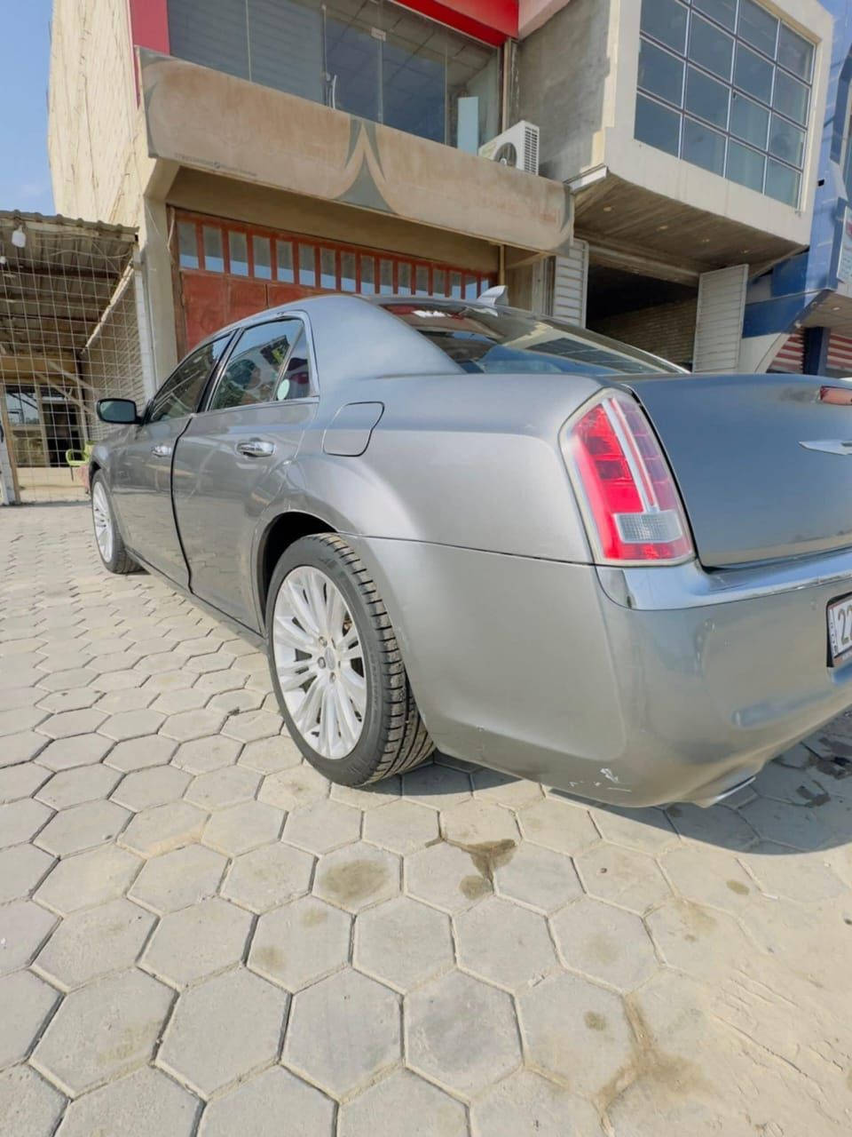 السلام عليكم اوبما ٢٠١٣ فول مواصفات مكينه ٣٦٠٠ سياره متومه طبق الأصل تبريد ثلج حداديه ١٠٠ سياره جاهزه اخر حبايه الف مذب عليها السعر ٥٨ وبيها مجال ***********
