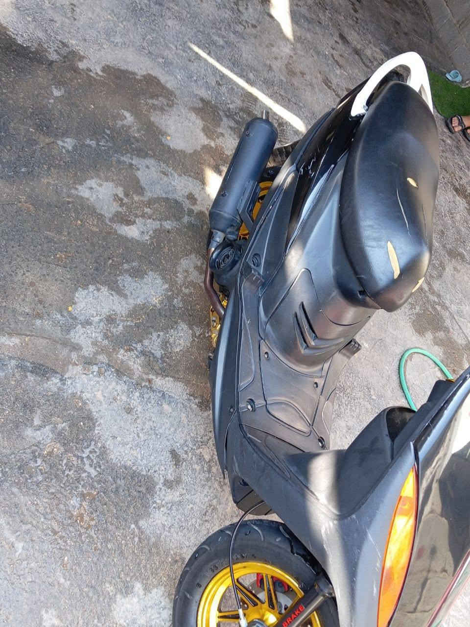 سلام عليكم ماكس عدله بوشه ٥٥ مامفتوحه نكره سلف ماعايزه اي شي دراجه كبال عينك كامله مكمله عليه شيال رياضي وايل رياضي  ***********
سعره 450 وبيه مجال مكاني كربلاء حي العامل
