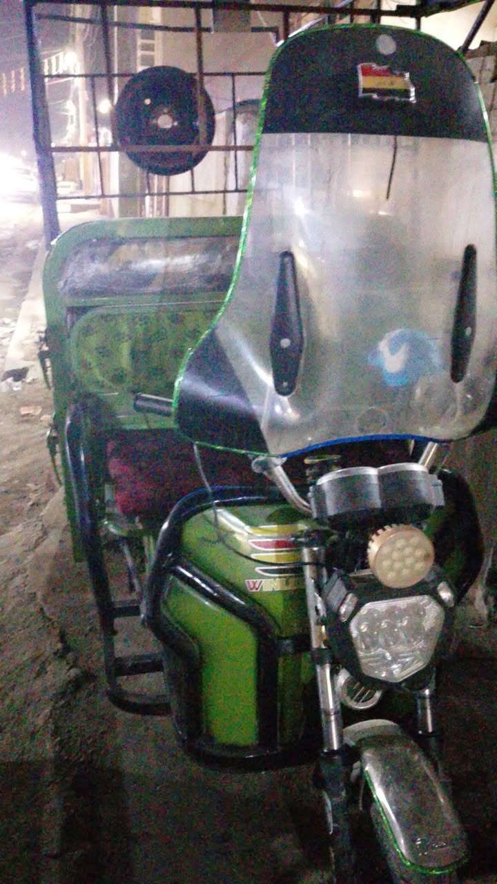 السلام عليكم ستوته لبيع كامله مديل 2021جديده 10بطاريات السعر 850الرقم ***********
