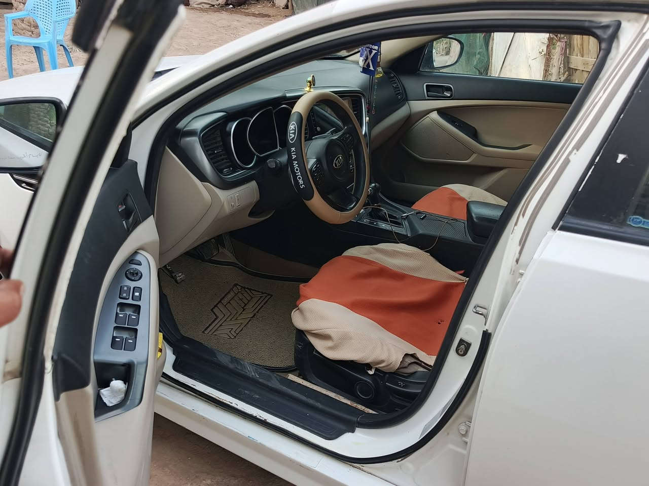 مراوس استاركس أو كرنفال
اوبتيما 15 خليجي مكينه 2400 ضربه جملغ خلفي وصبغ 
المكان السماوه


**إذا كنت صاحب هذا الإعلان وتريد حذفه لأي سبب، رجاءا أرسل رسالة إلى الدعم الفني**