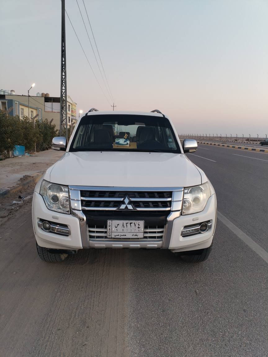 باجيرو مديل 2010 حبتور رقم بغداد مشروع وطني  .. فول مواصفات 
السياره بيه صبغ حزام فقط.  شرط لا ضربه. لا دواخلي ولا اي ضرر كلشي مكفول بيه.

 تبريد ثلج حداديه جديده تخم تاير 
حتى منظومة غاز شادله 

محرك كير مشوطات.. 

السعر ب118$  للبيع او المراوس بصالون 
مكانه النجف حي النصر. للاتصال او المراسله عالواتساب 
*********** النجف, العراق
