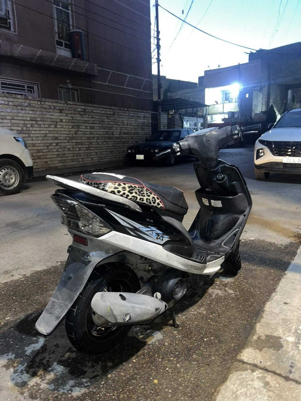 سلام عليكم للبيع دراجة ماكس عدله دراجه نضيفه مكينه بلاديه برغي مامفتوح كلشي بيها شغال مابيها اي نقص نكره سلف هندر لايت  اشاير كله شغال العنوان الشعب الرقم***********
