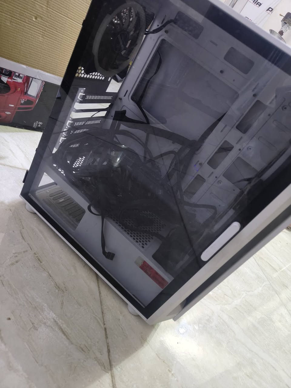 كيس بهذة الشكل ايمة segotep ويا بالداخل بور سبلاي 650w كما موضح بالصورة مستعملات بس شغالات ومامتعوبات ويا 4 مراوح بالداخل والهاب مالتهن
ابيعهن شلع يم اعلى سعر


**إذا كنت صاحب هذا الإعلان وتريد حذفه لأي سبب، رجاءا أرسل رسالة إلى الدعم الفني**