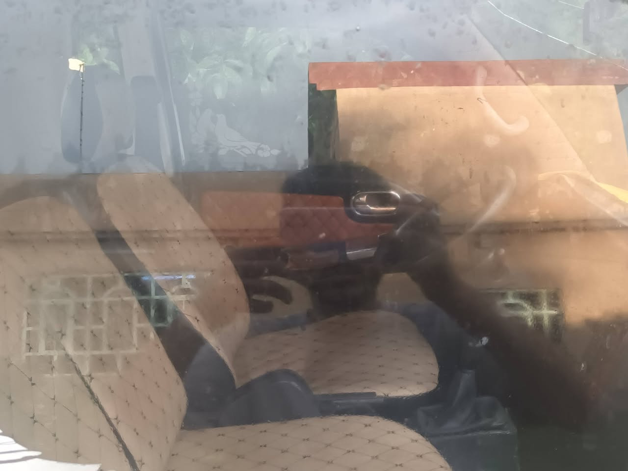 اسلام وعليكم كيا حمل للبيع رقم صلاح الدين ابلادي 
كير محرك مكفول بس بيها طخا بلباب عكس السايق
موديل ٢٠١٢.    ***********
