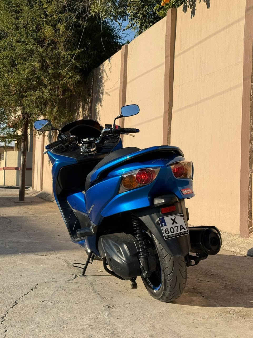 السلام عليكم دراجه للبيع فورزا 0/8 دراجه زيرو
دراجه شرط مكينه ما مفتوحه دراجه ما مسجله
سعر الدراجه مليونين وربع الدراجه حيل نظيفه
العنوان موصل ***********
