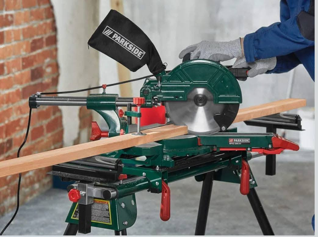 ستاند او ميز بارك سايد
يفيد النجارين الحدادين متنقل 
جديد ينربط عليها كتر او كوسرة 
@الجمبع


**إذا كنت صاحب هذا الإعلان وتريد حذفه لأي سبب، رجاءا أرسل رسالة إلى الدعم الفني**