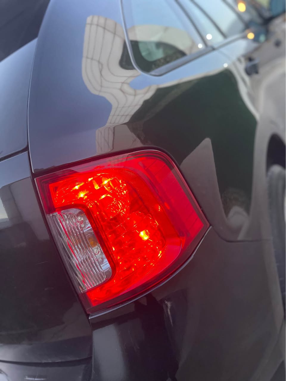 فورد ايدج 2011 بي بوياخ يةك ساردي بجوكي هةيه رةسمي سونةرةريم داناوه زور جوان و توند و توله كيرو مةكينةي بةشةرت بي عةيبه سةنةوي تازةيه سعري 102$و معامله 
0771 502 0007 
0751 236 84 33 
تحويل و غةرامة بةشةرت السليمانية, العراق
