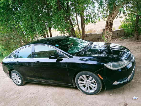 كلايسر سي 200 /موديل 2015 حادثها چاملغ امامي جهه السايق وتبديل البنيد محركها4سلندر 2400 ورقم بغداد وباسمي رايدها 105 وبيها مجال لاستفسار اكثر الاتصال على الرقم الموجود ***********
