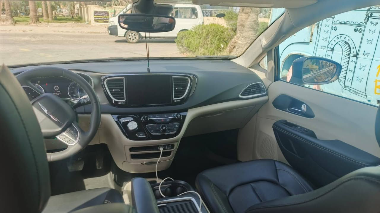 السلام عليكم كليسر باسفيكا سبعه راكب سته سلندر بانزين موديل 23 مرقم بغداد بدون ارباك حادث جاملغ أو باب 
#المواصفات فول عدا فتحه صورالحادث مرفقه بلمنشور 

1. تحكم ستيرن 

2. 3قطع تبريد 

3. شاشه

4. بصمه

5.تشغيل عن بعد

6.كشنات جلد 

7. هيترات بالكشنات 

8. رادارات

9. حساسات 

10.ويل كب

11.بيبان كهرباء

12. صندوك كهرباء 

13.لايتات لد 

14.اشاير بالمري

15. رادار امامي

16. كشنات كهرباء

🟩 السعر 250 أو بيه مجال إتصال
***********
