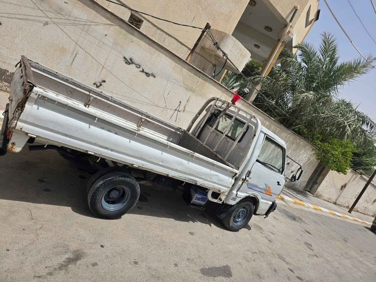 مكينه وكير واكسل وشاصي مكفولات رقم صدامي بغداد راعيه ماندله اتكفلك سرقه وعشاير السعر 21 عنوان ناصريه مركز ***********
