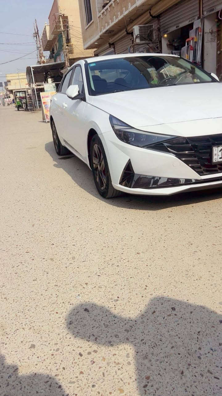 النترا موديل 2023 وارد كوري(افانتي) 

السعر  157  مع مجال بسيط

محرك 1600

المواصفات :-
دبل بصمة سويج
السياره بصمه
انظمه قياده بيها (normal smart sport) 
ايرباك عدد4 
شاشه كبيره تدعم ابل كار بلي /اندوريد اوتو
كشنات جلد اسود
سماعات عدد 7
تبريد يخبل ثلج ❄️ 
كشنات الكشن مال سائق تدفئه تبريد كشن الراكب الي بصف السائق تدفه
كامره خلفيه
حساسات  خلفيه
رادار امامي
قياده ذاتيه
مرايات شفط
اشاير مري
تدفئه ستيرن
مثبت سرعه
مانع انزلاق
تحديد مسار
مري شفط واشاره
اوتو هولد
أصل بانزين
هاند بريك دكمة
تشغيل عن بعد
و السياره بيها بعد مواصفات
السياره باسمي تحويل ثاني يوم
بغداد الشعب
*********** واتساب 
*********** بغداد, العراق
