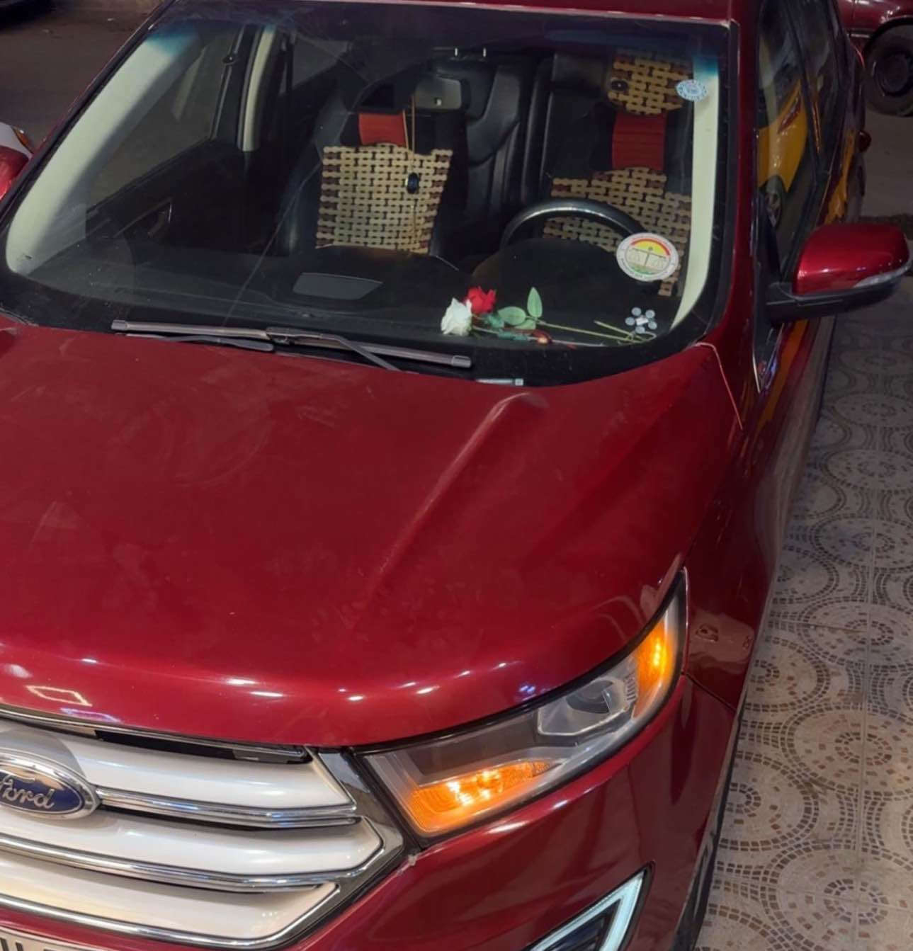 فورد ايدج تيتانيوم. موديل٢٠١٧
بصمة تشغيل عن بعد 
اربع ابواب بصمة صندوق شفط
فتح الصندوق دوگمە وجلاق 
كشن  جلد تحريك  كهربائي و ميموري لثلاث مراحل
كير شفتات و سبورت و ال D

ضرر السيارة. 
قطعتين بدون دواخل
بونيد وباب سكن. الضربة مقدمة البونيد. 
محرك ٤ توربو  
السعر133

للاستفسار *********** كركوك, العراق
