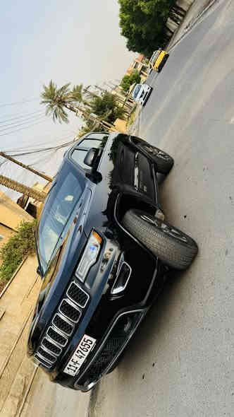 السلام عليكم 
جيب كراند شيروكي للبيع فول مواصفات
 موديل2016
رقم بغداد انكليزي ب اسمي تحويل ثاني يوم
ماشيه 100 الف كيلو 
محرك 3600 
مبرمج ع العادي والمحسن ماكو شي اسمه دوانز
فتحة سقف بانوراما
منظومه لايت زينون 
كشنات 5 تدفئة وتبريد
تدفئة استيرن
تحكم ستيرن كهرباء تصعد وتنزل
كشنات جلد بلاد مختمات 1941
كشنات كهرباء
شاشة جبيرة
جي بي اس
لايت وبگ لايت لد شكل الخليجي
جنطة كهرباء 
تبريد منفصل مناخين
اوتو ستوب
حساسات اطار
اوتو بريك من ترجع ع البك
رادارات جانبيه
تعتيم مرآة بالضوة العالي
لد محيطي للسيارة جميع الاالوان
سستم صوت عالي الوضوح والنقاوة
السعر وصور الحادث والسونار ع الخاص
اي تفاصيل اتصل  
مكاني بغداد الكرخ
*********** 
*********** فرقان الموسوي
