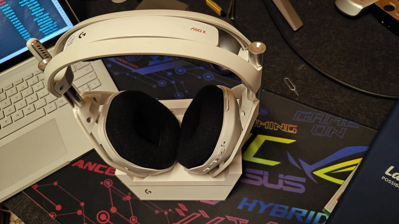Logitech Astro A50 X
مستخدمه نظيفه بدون كارتون 
200 الف


**إذا كنت صاحب هذا الإعلان وتريد حذفه لأي سبب، رجاءا أرسل رسالة إلى الدعم الفني**